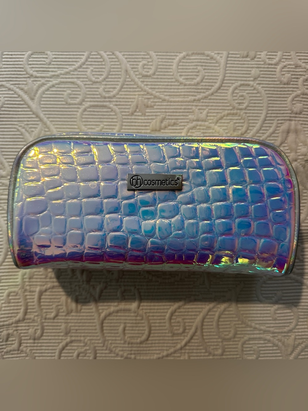bh Cosmetics Holographic Croc-Embossed Cosmetic Bag in Iridescent rainbow